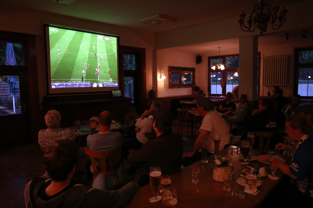 As Bundesliga Resumes, Fans Cheer From Afar