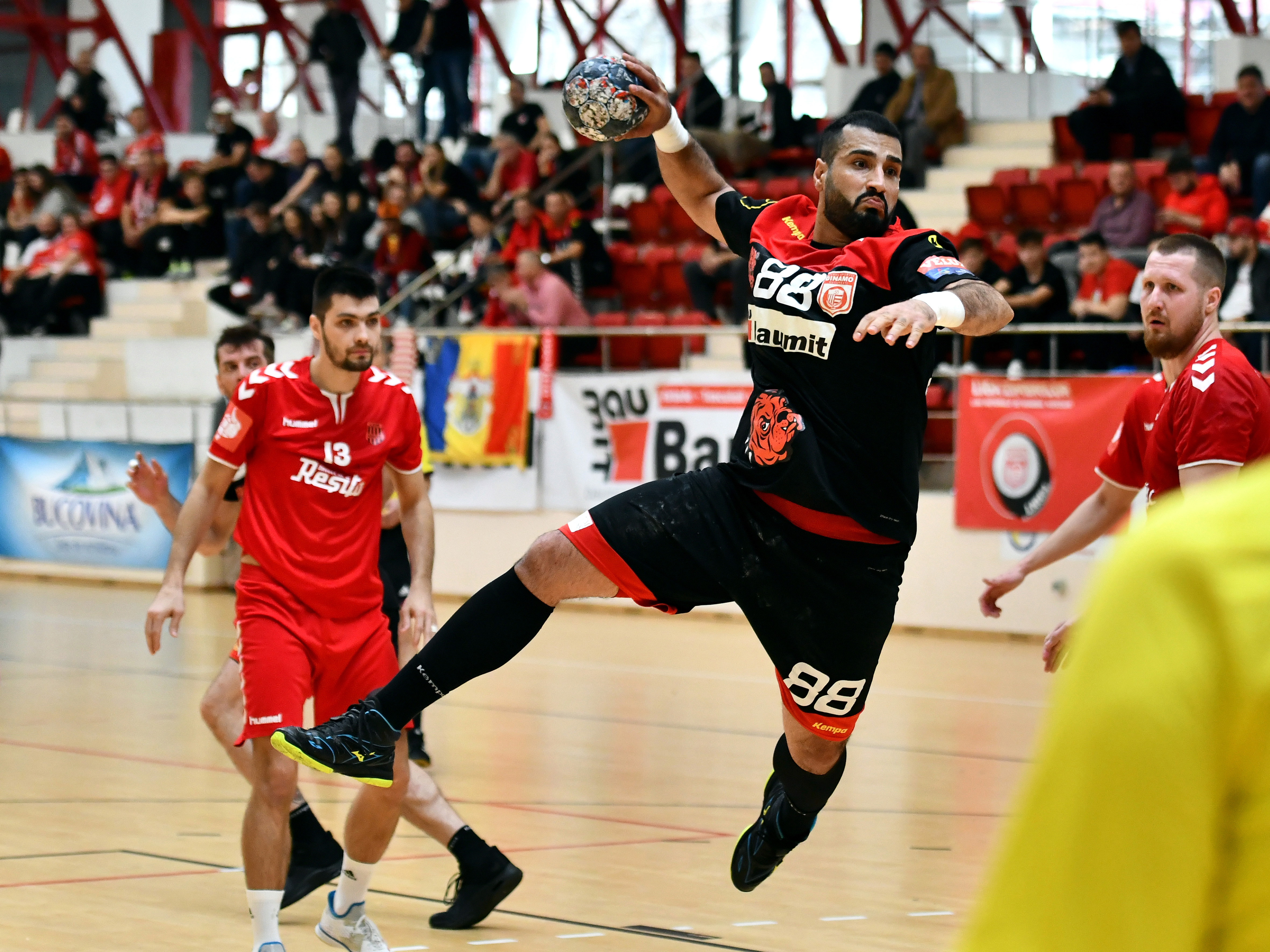 Dinamo a fost învinsă dramatic de Kristianstad, în EHF European League