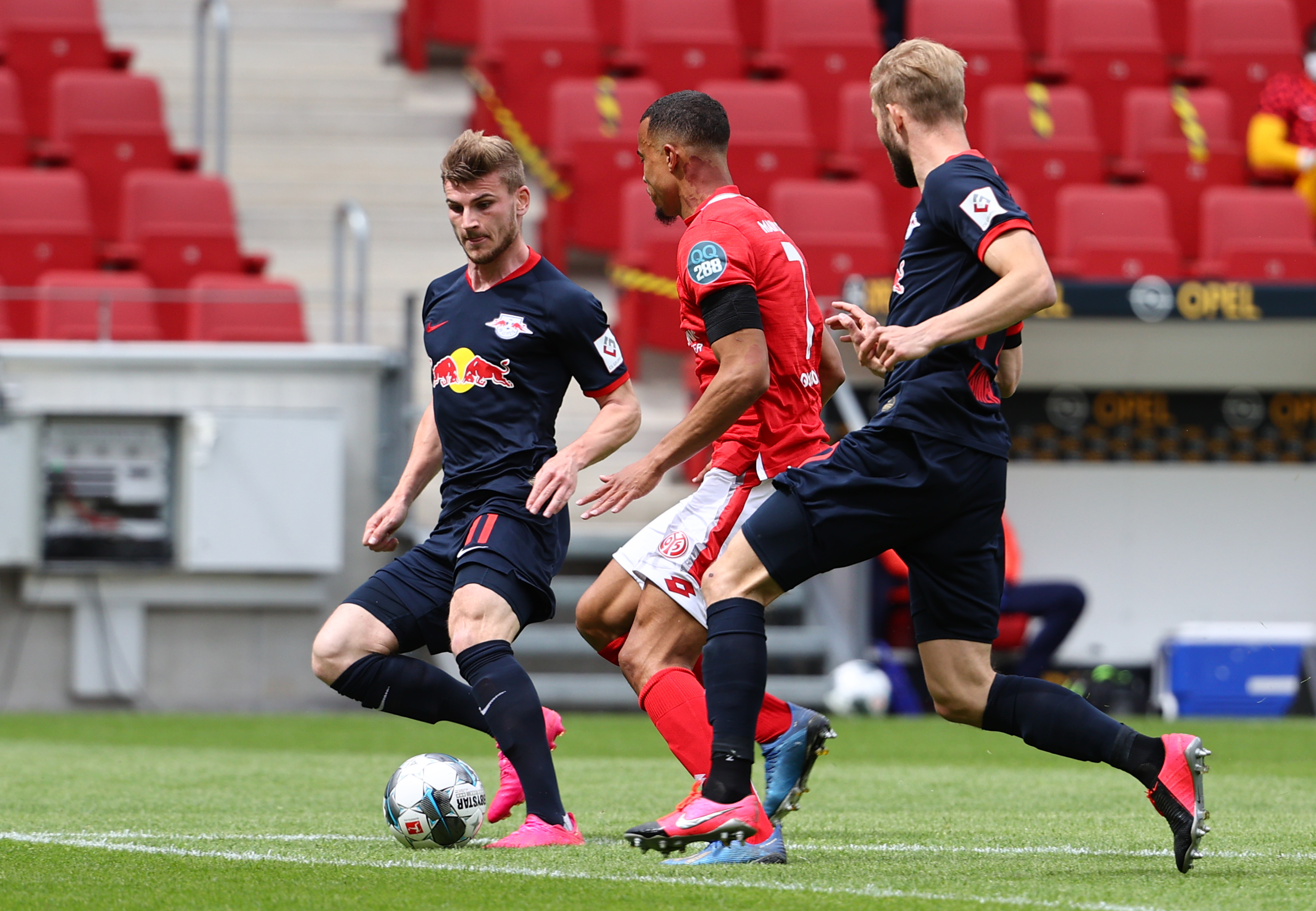 Mainz - RB Leipzig 0-2, ACUM, pe Digi Sport 1. Taurii domină autoritar