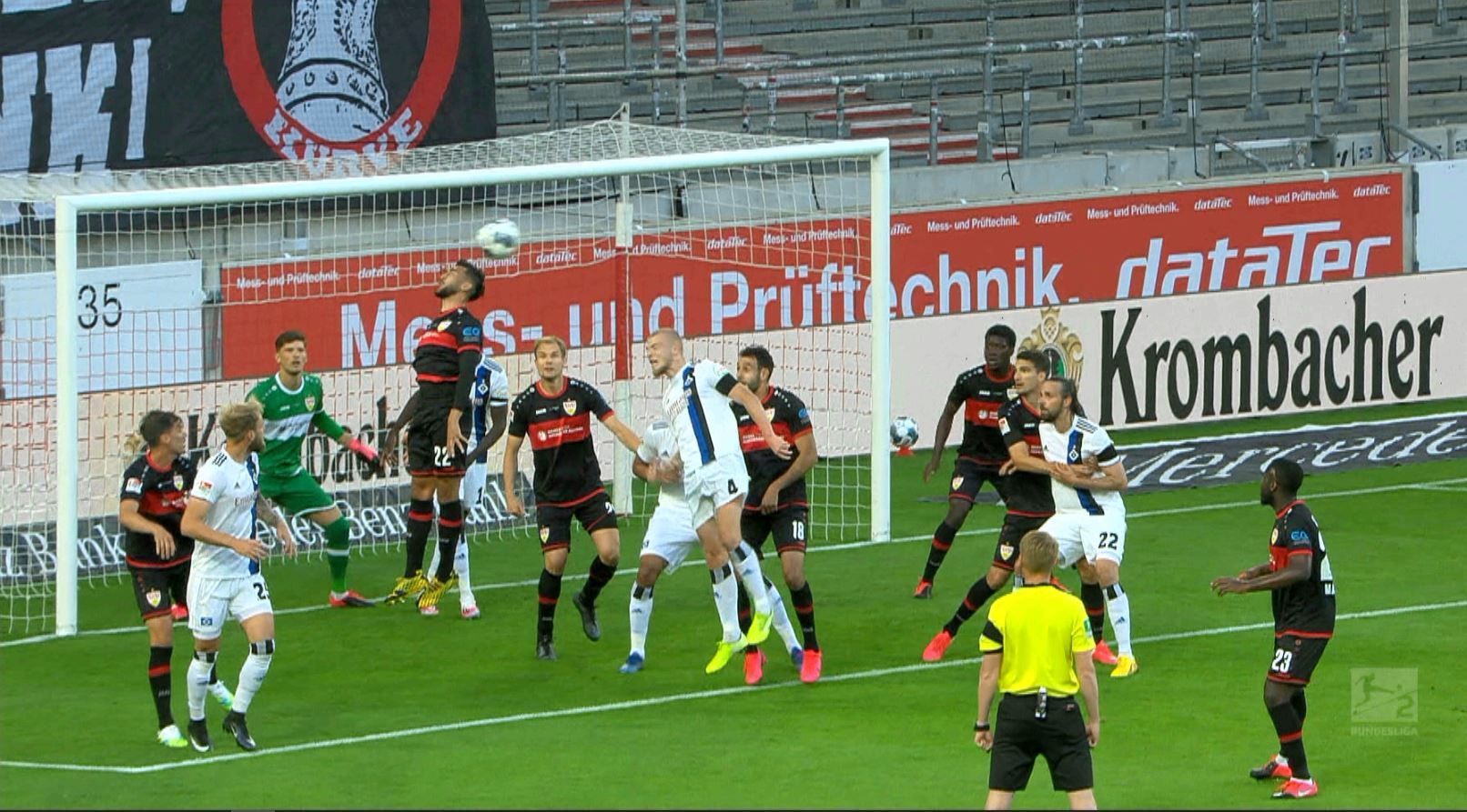 Stuttgart - Hamburger 0-2, ACUM, la Digi Sport 1. Oaspeţii îşi măresc avantajul din penalty, în derby-ul promovării