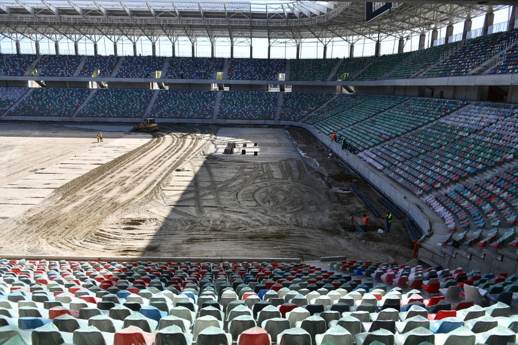 LUCRARI DE CONSTRUCTIE LA STADIONUL GHENCEA DIN BUCURESTI (28.04.2020)