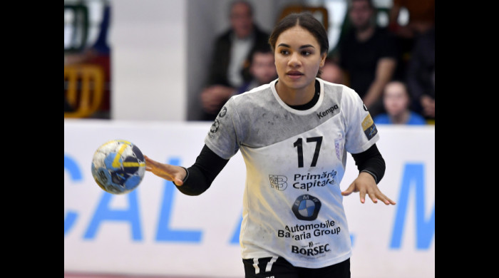 Elizabeth Omoregie, handbalista de la CSM București / Foto: Sport Pictures