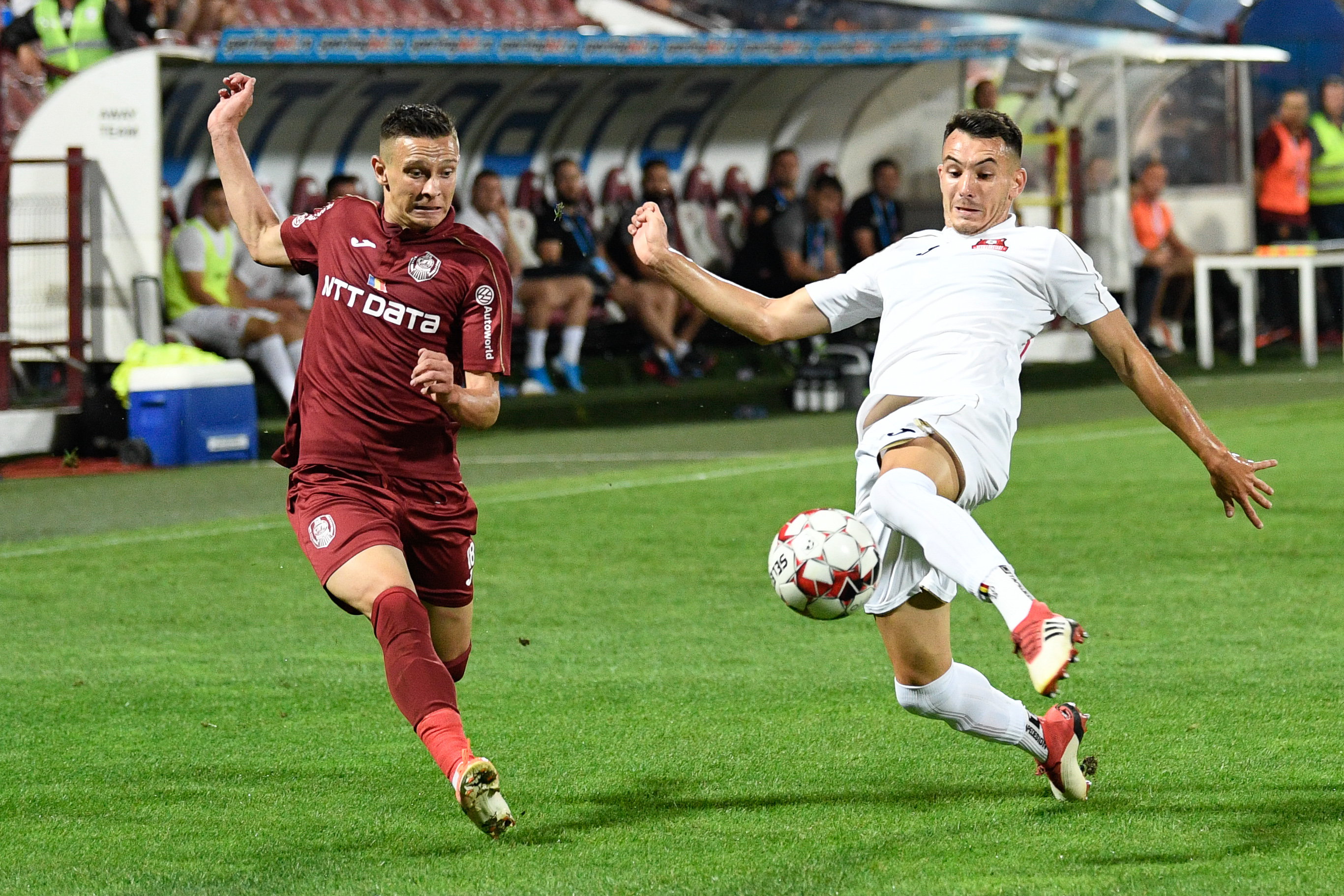 Hermannstadt - CFR Cluj, Live Video, 19:00, Digi Sport 1. Campioana încearcă să se apropie de liderul Farul