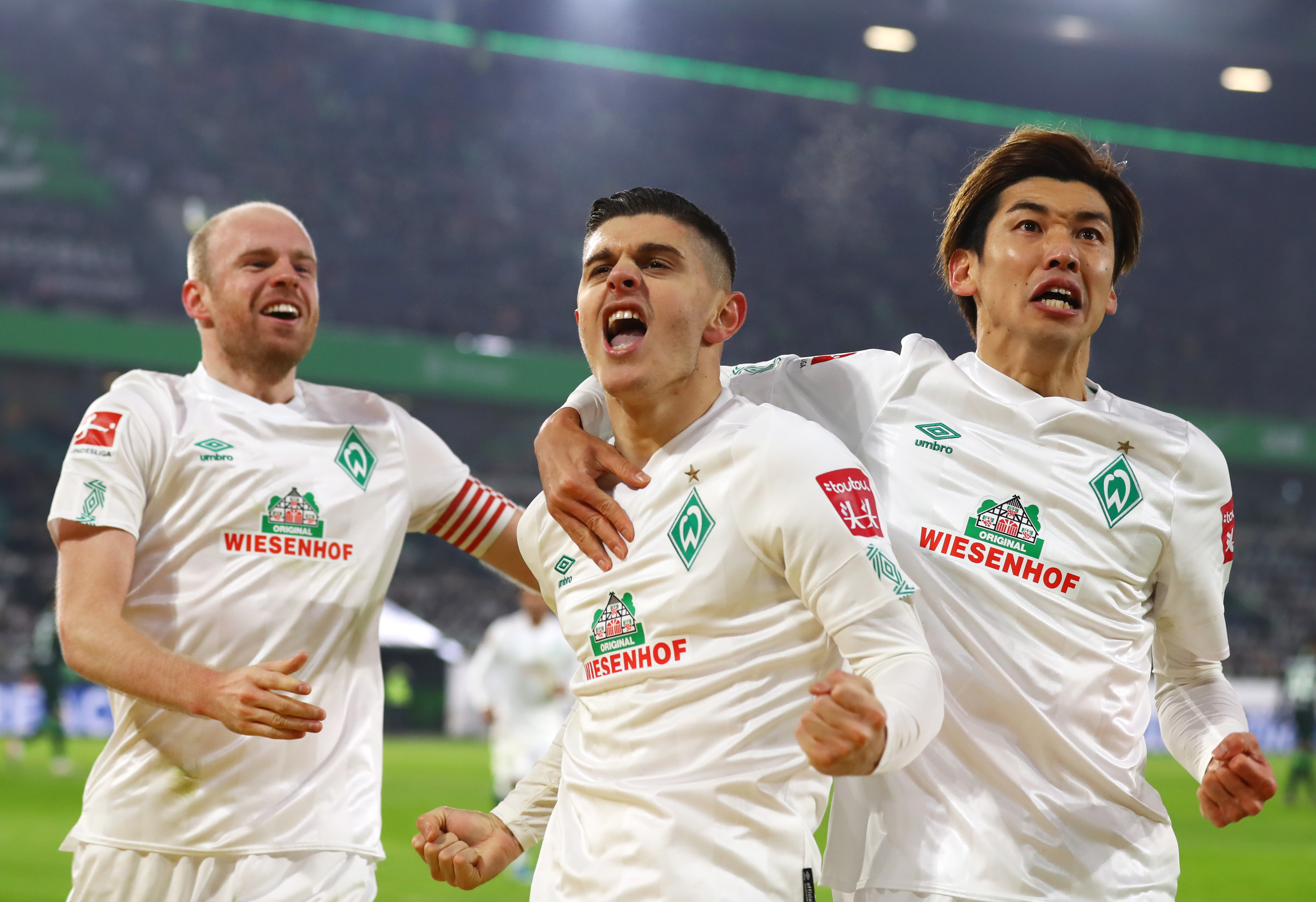 LIVE VIDEO Werder Bremen - Wolfsburg (14:30, Digi Sport 1) | Trei meciuri care promit spectacol încheie etapa 30 din Bundesliga!