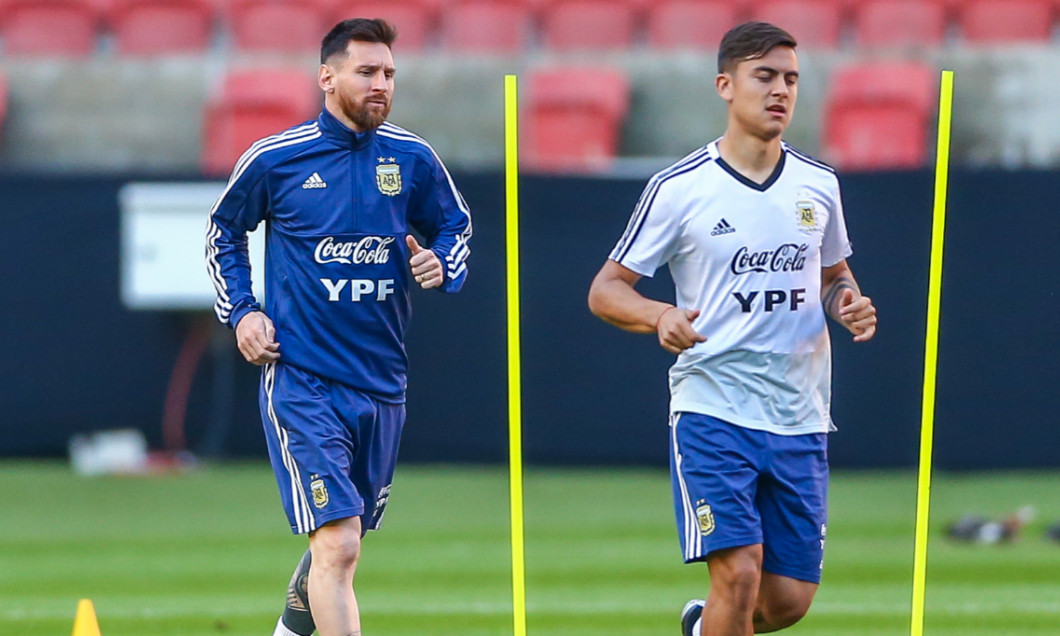 Lionel Messi și Paulo Dybala, în cantonamentul naționalei Argentinei / Foto: Getty Images