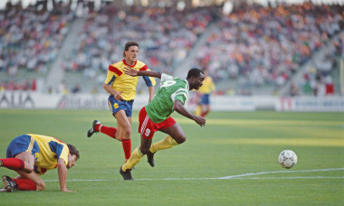 Gică Popescu, în meciul România - Cameroon, de la CM 1990 / Foto: Getty Images