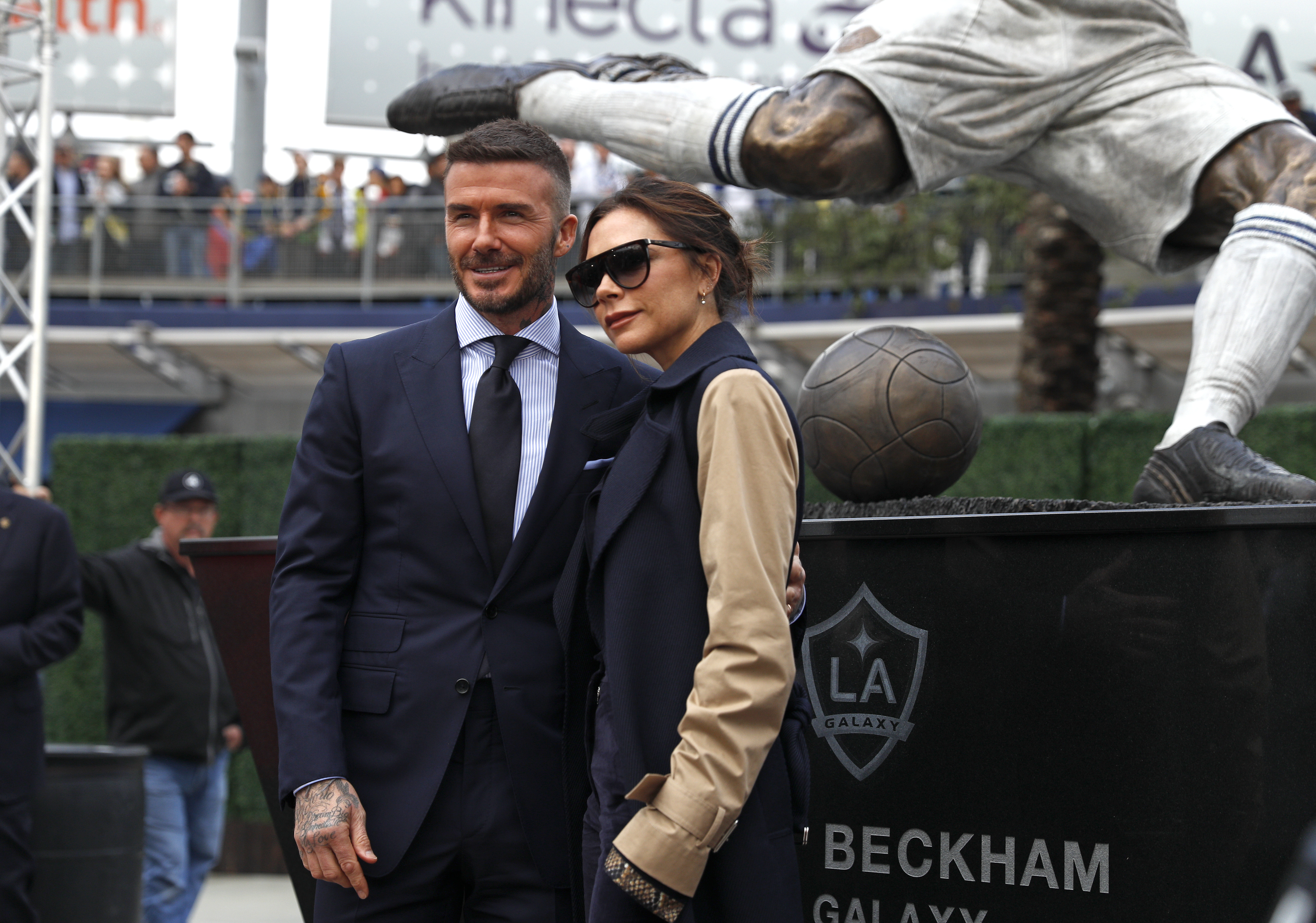 O mașină de lux care i-a aparținut lui David Beckham se vinde cu o sumă uriașă. Și Mutu a fost sedus de marca britanică