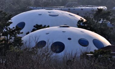 "UFO" Buildings Show In Rizhao