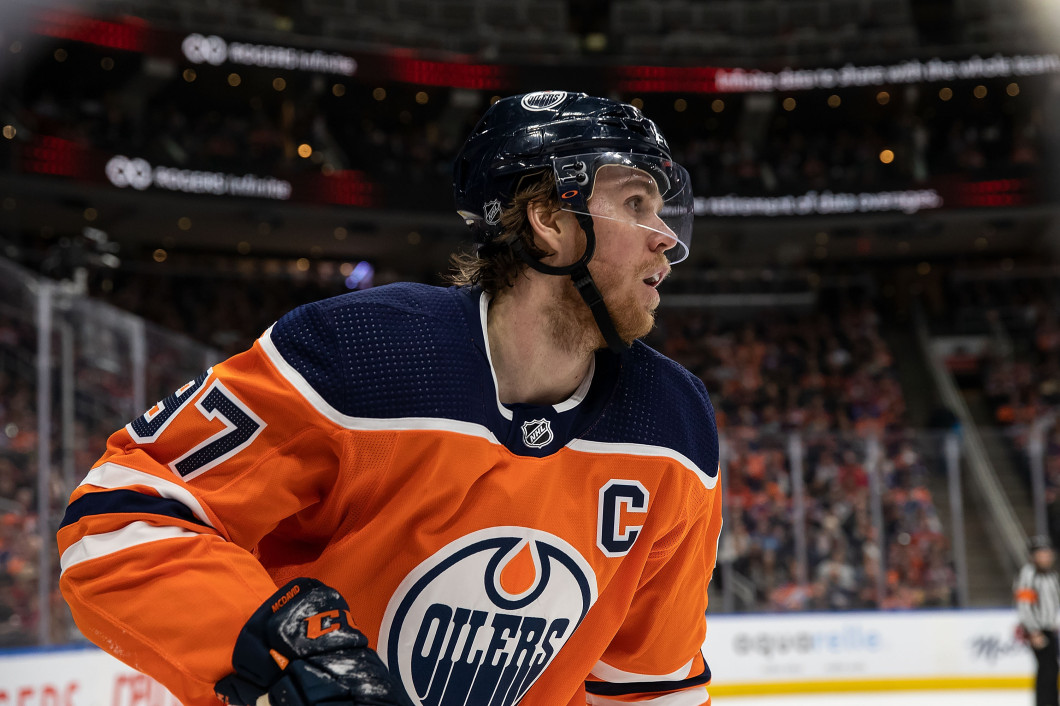 Winnipeg Jets v Edmonton Oilers