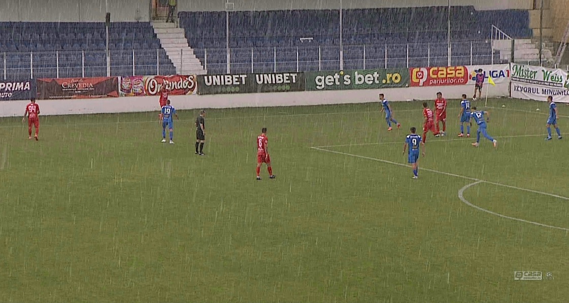 Academica Clinceni - Chindia Târgovişte 0-0, ÎN DIRECT la Digi Sport 1. Ploaie torențială la Clinceni