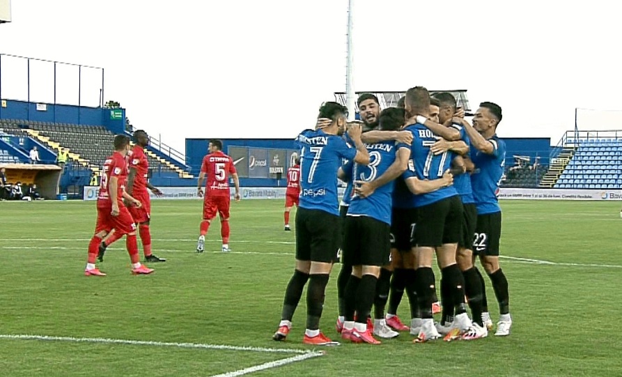 Viitorul-Hermannstadt 2-0, Digi Sport 1. Gol superb marcat de Gabi Iancu. Execuție de Europa!