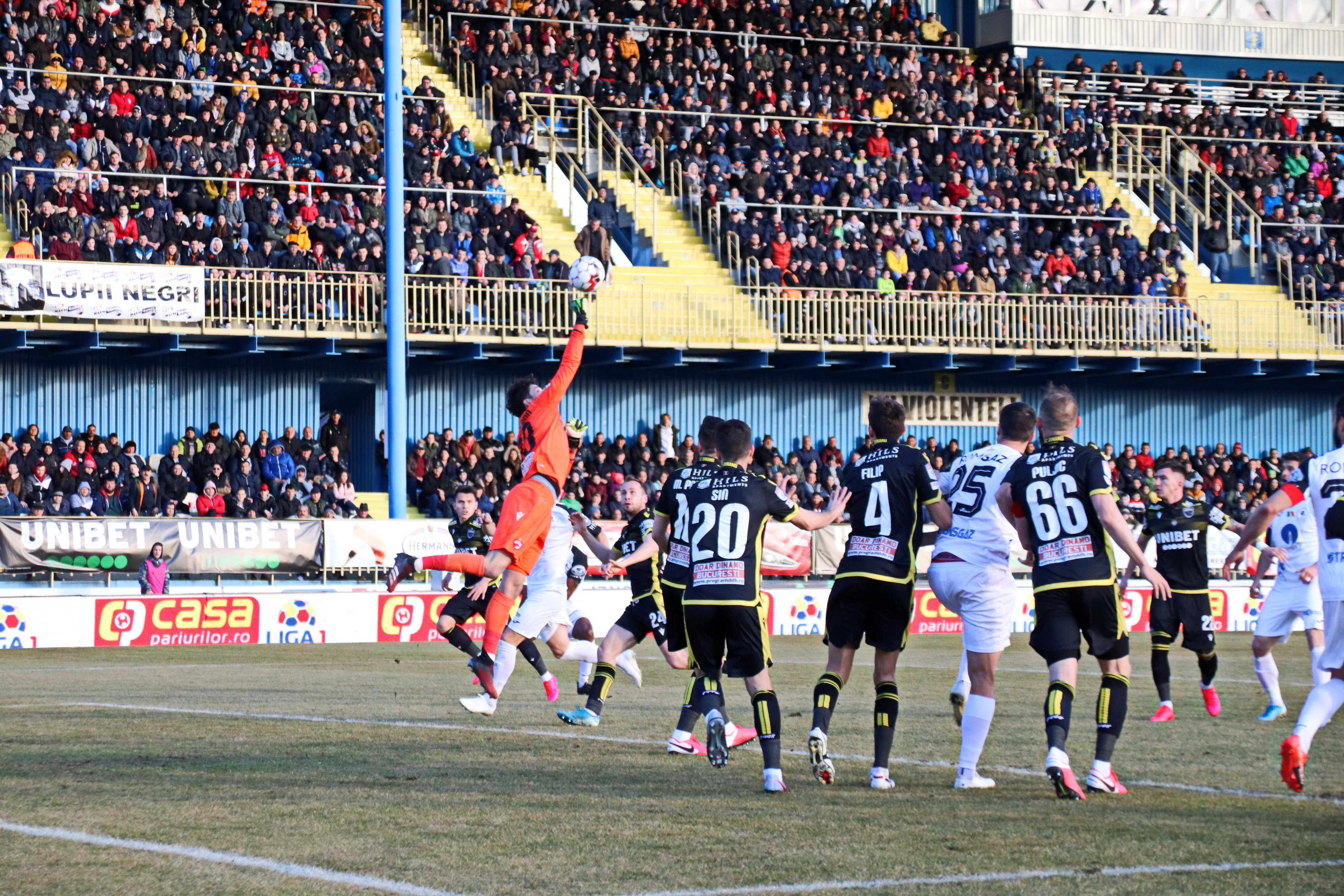 O echipă din play-off preia modelul Dinamo. Bilete virtuale la 5 lei pentru sprijinirea clubului