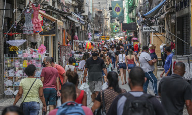 The City of Rio de Janeiro Brings Forward the Reopening of Further Businesses Amidst the Coronavirus (COVID - 19) Quarantine