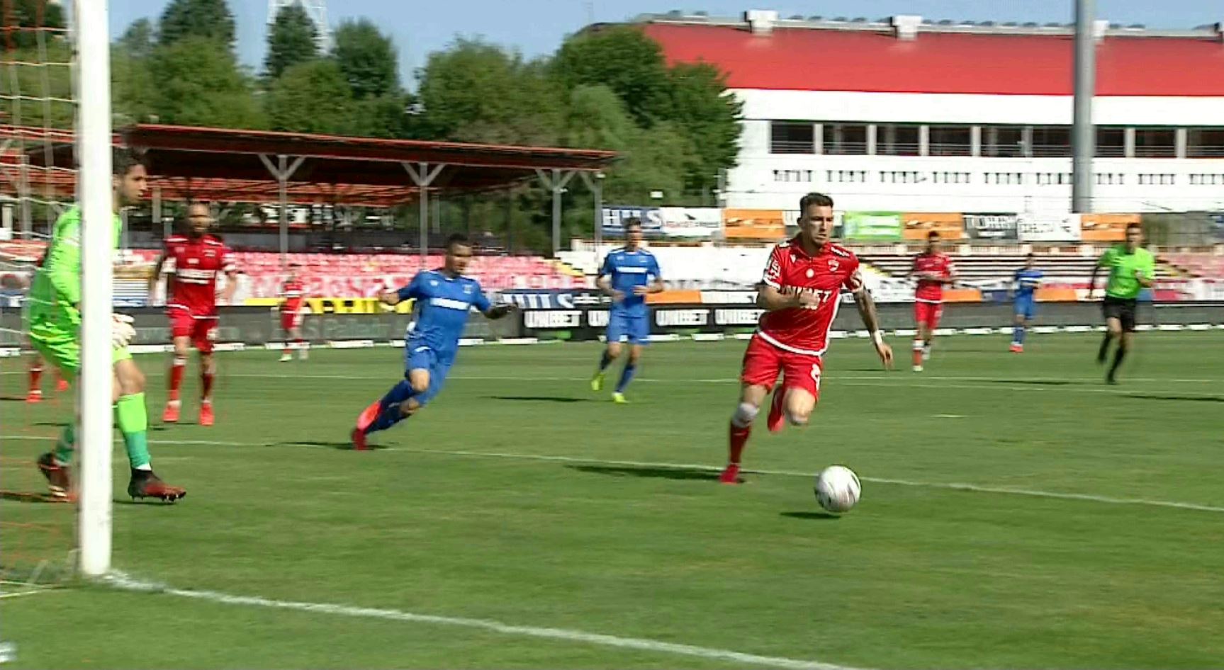 Dinamo - Voluntari 0-1, ACUM, la Digi Sport 1! Ilfovenii dau lovitura. Situație dramatică pentru câini, care rămân codași