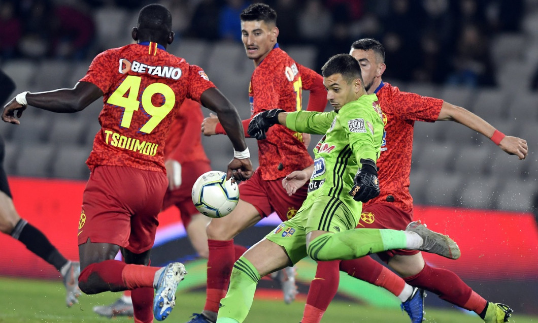 FOTBAL:UNIVERSITATEA CLUJ-FCSB, CUPA ROMANIEI (29.10.2019)