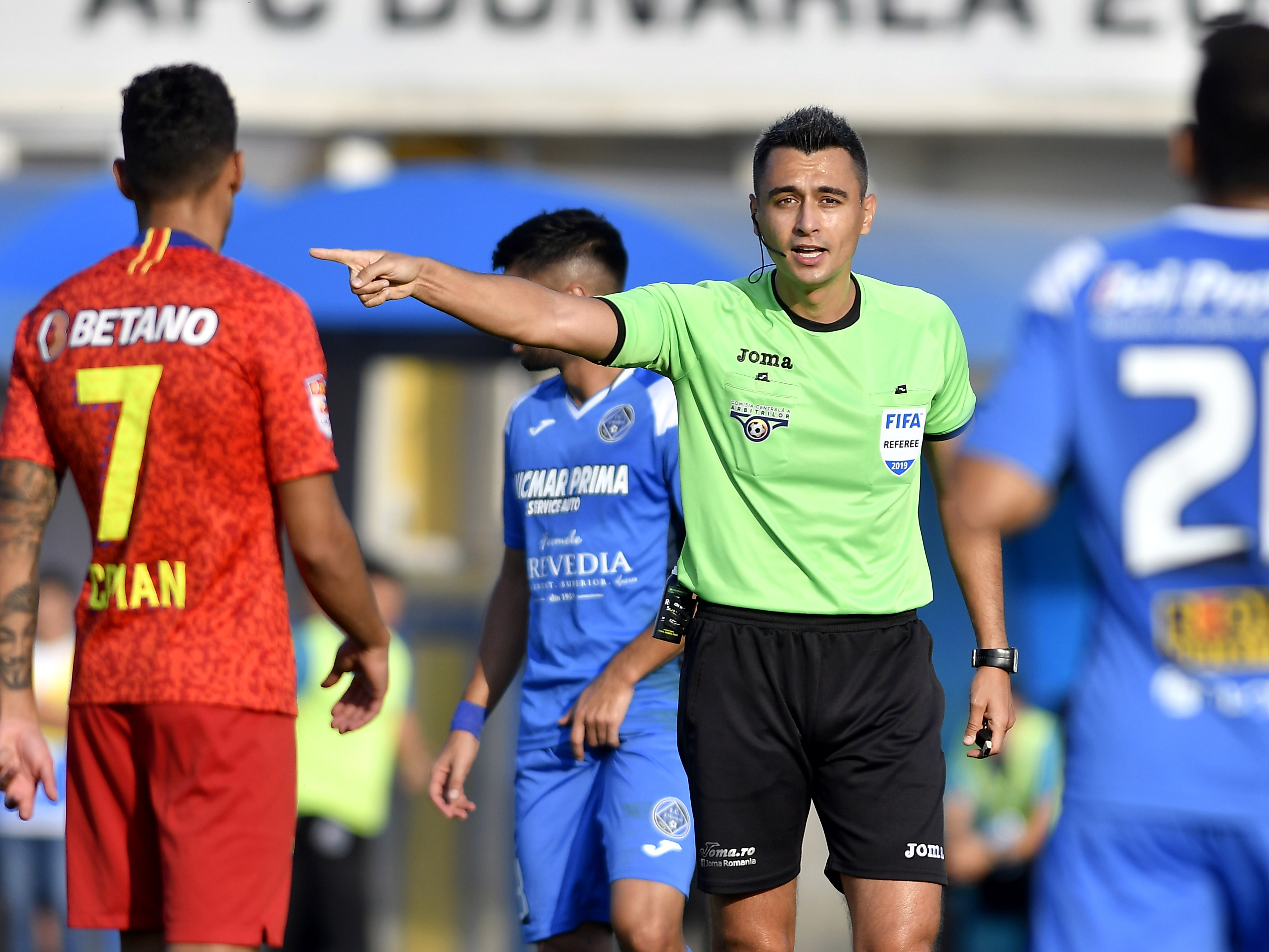 Cine va arbitra FCSB - Dinamo, în returul semifinalei Cupei României