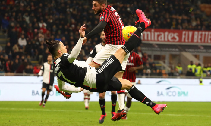 AC Milan v Juventus - Coppa Italia: Semi Final