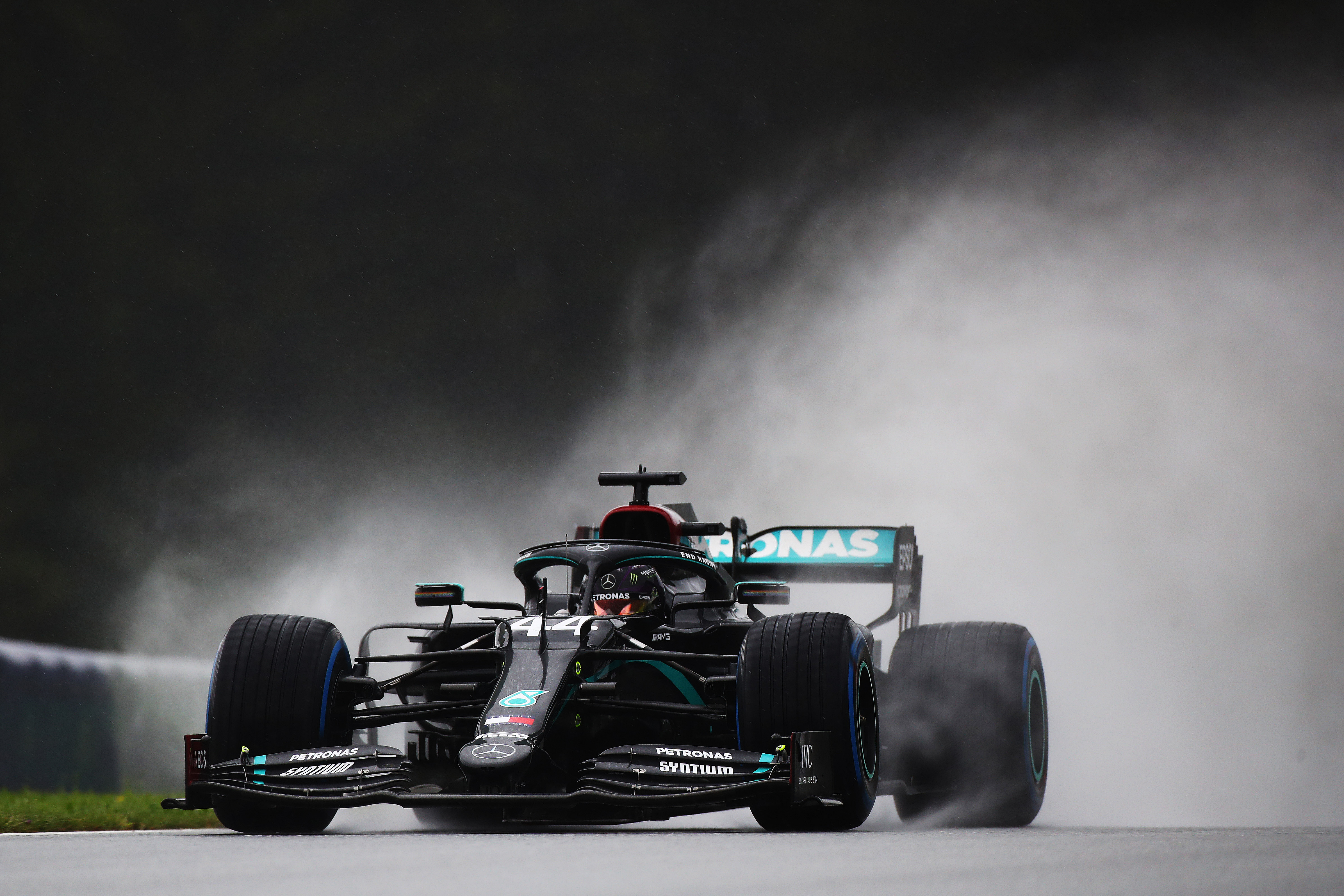 LIVE VIDEO Marele Premiu al Stiriei, de la ora 16:00, pe Digi Sport 1. Lewis Hamilton, în pole position