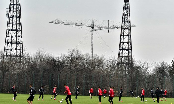 FOTBAL:ANTRENAMENT DINAMO BUCURESTI (8.01.2018)