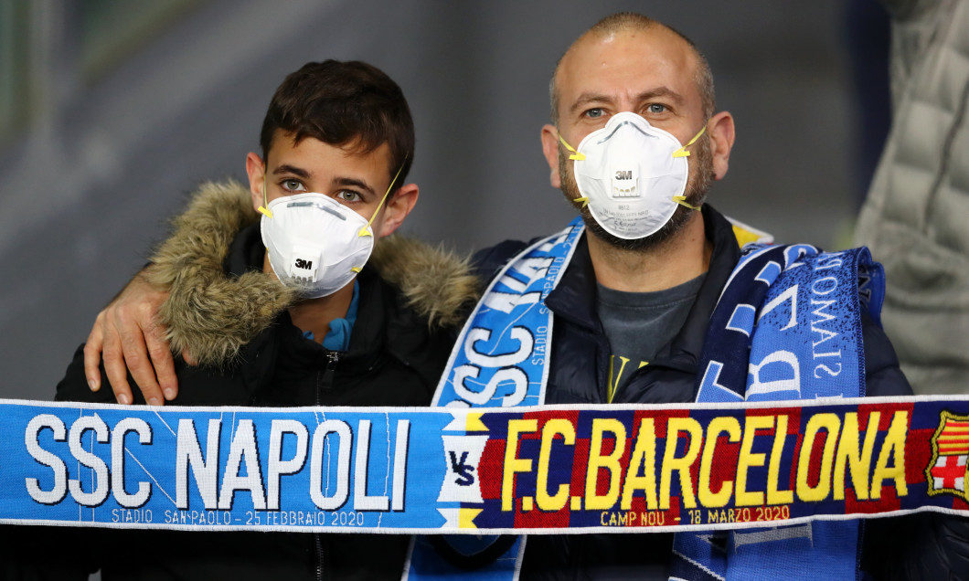 SSC Napoli v FC Barcelona - UEFA Champions League Round of 16: First Leg