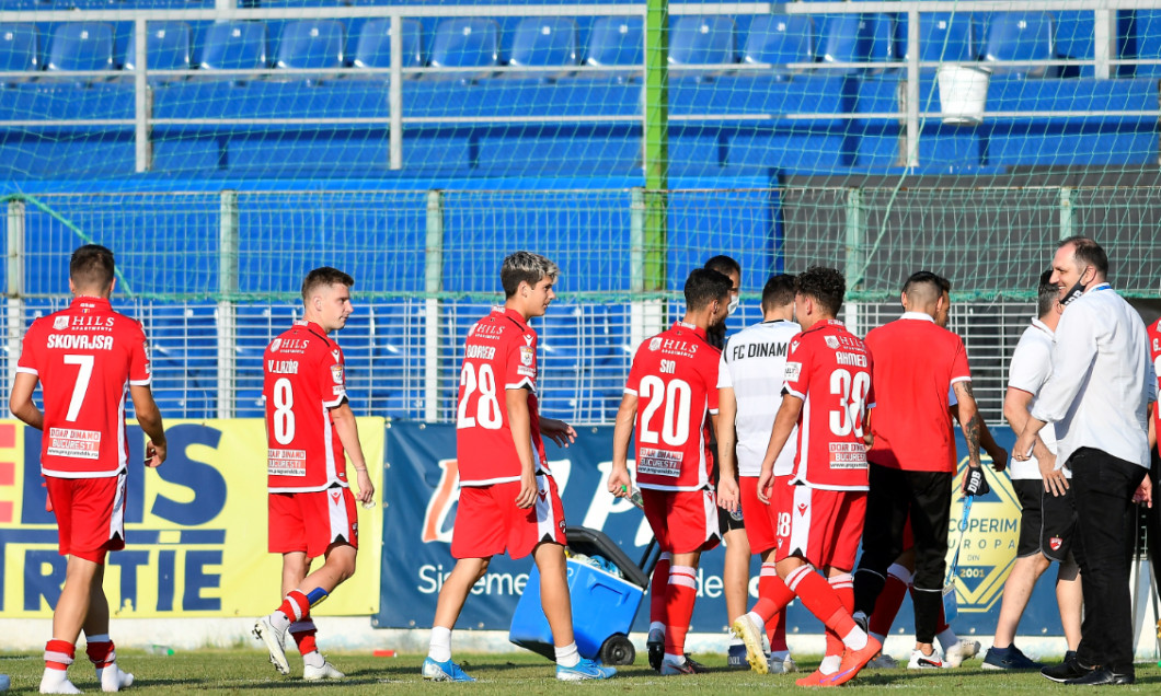 Jucătorii lui Dinamo, după meciul cu Academica Clinceni / Foto: Sport Pictures