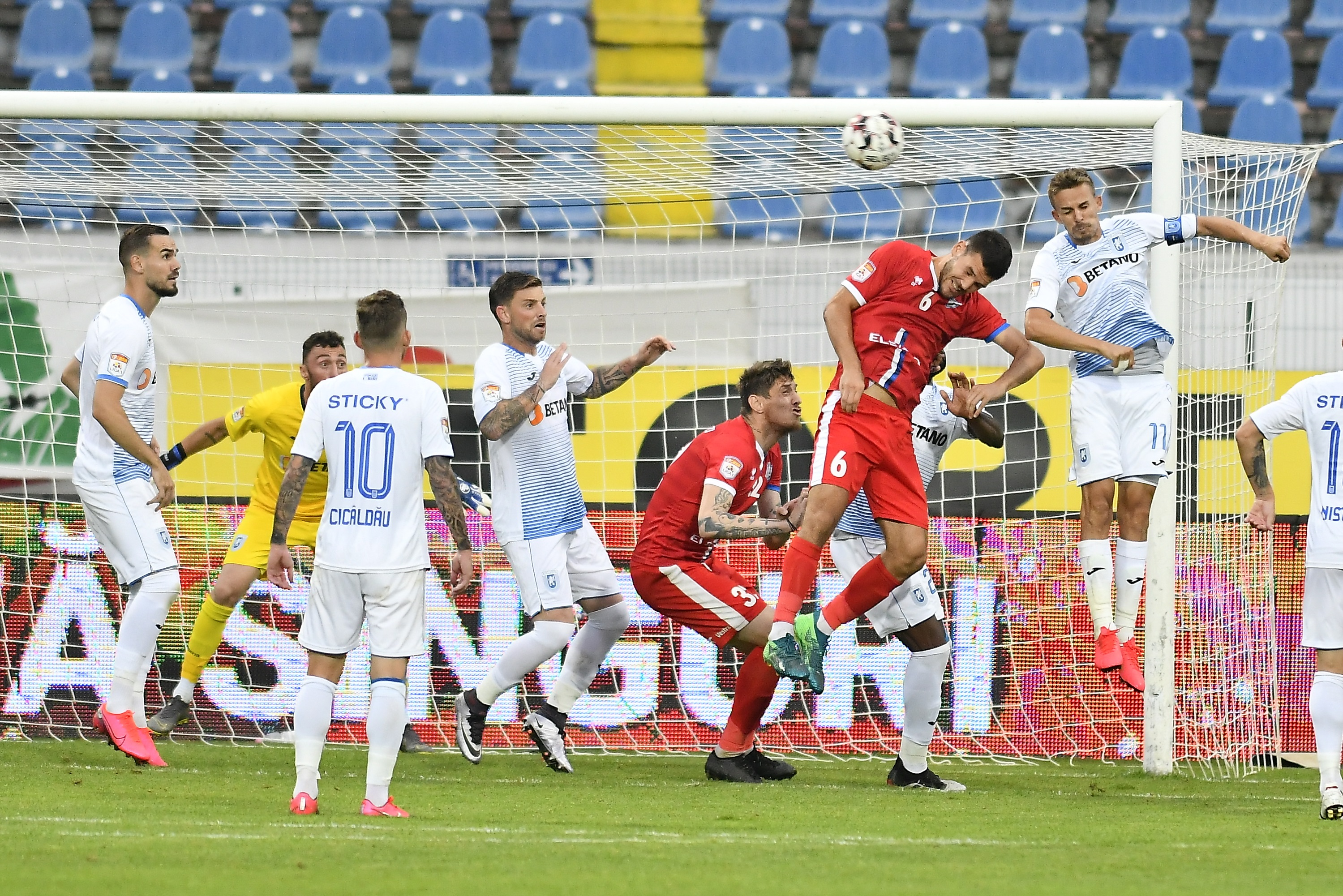 FC Botoșani - Universitatea Craiova 0-0, ACUM, pe Digi Sport 1. Două șanse mari de a înscrie pentru moldoveni