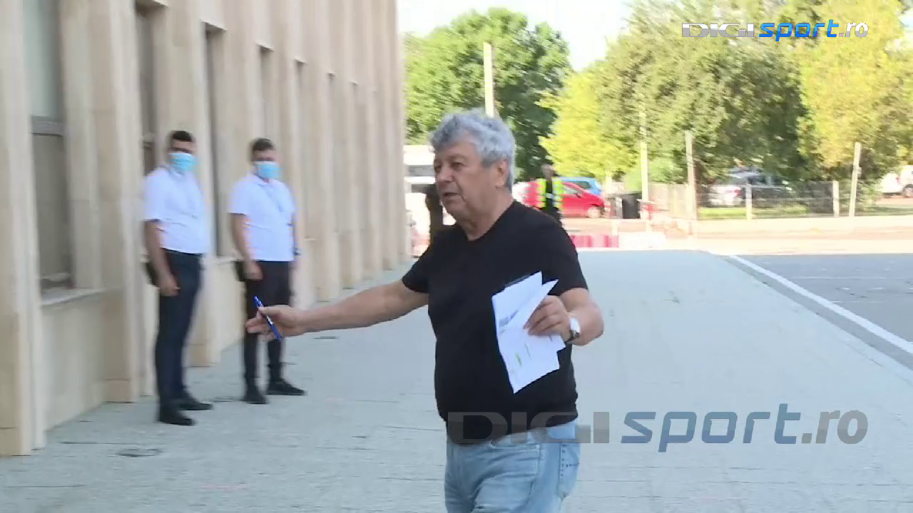 Adevăratul salariu al lui Mircea Lucescu la Dinamo Kiev nu este 3 milioane de euro, ci mult mai puţin