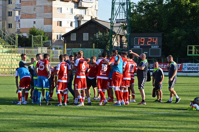 Caz de COVID-19 la UTA Arad! Întreg lotul nou-promovatei intră în izolare