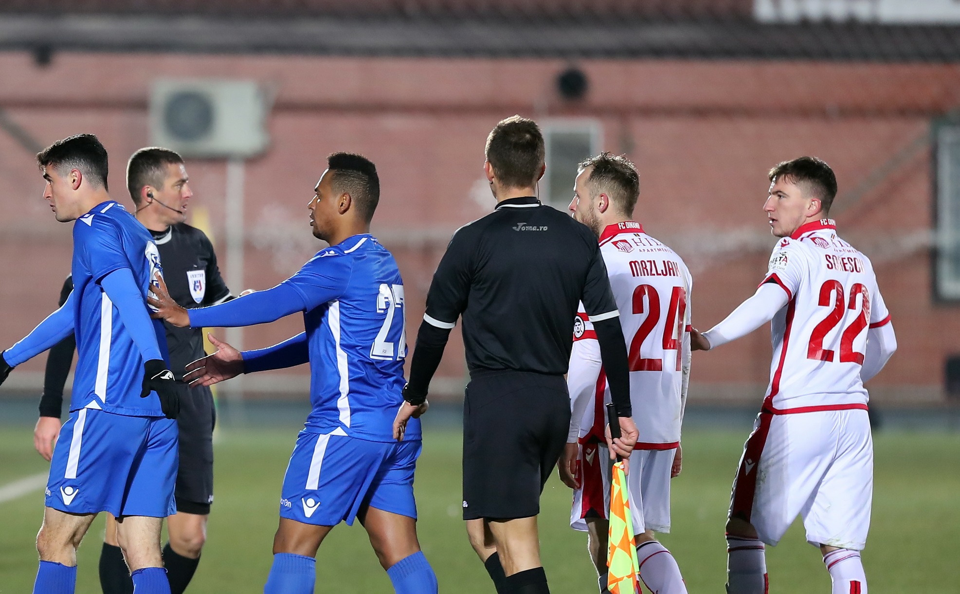 LIVE VIDEO FC Voluntari - Dinamo, ora 21:30, pe Digi Sport 1. ”Câinii” revin pe gazon după trei săptămâni