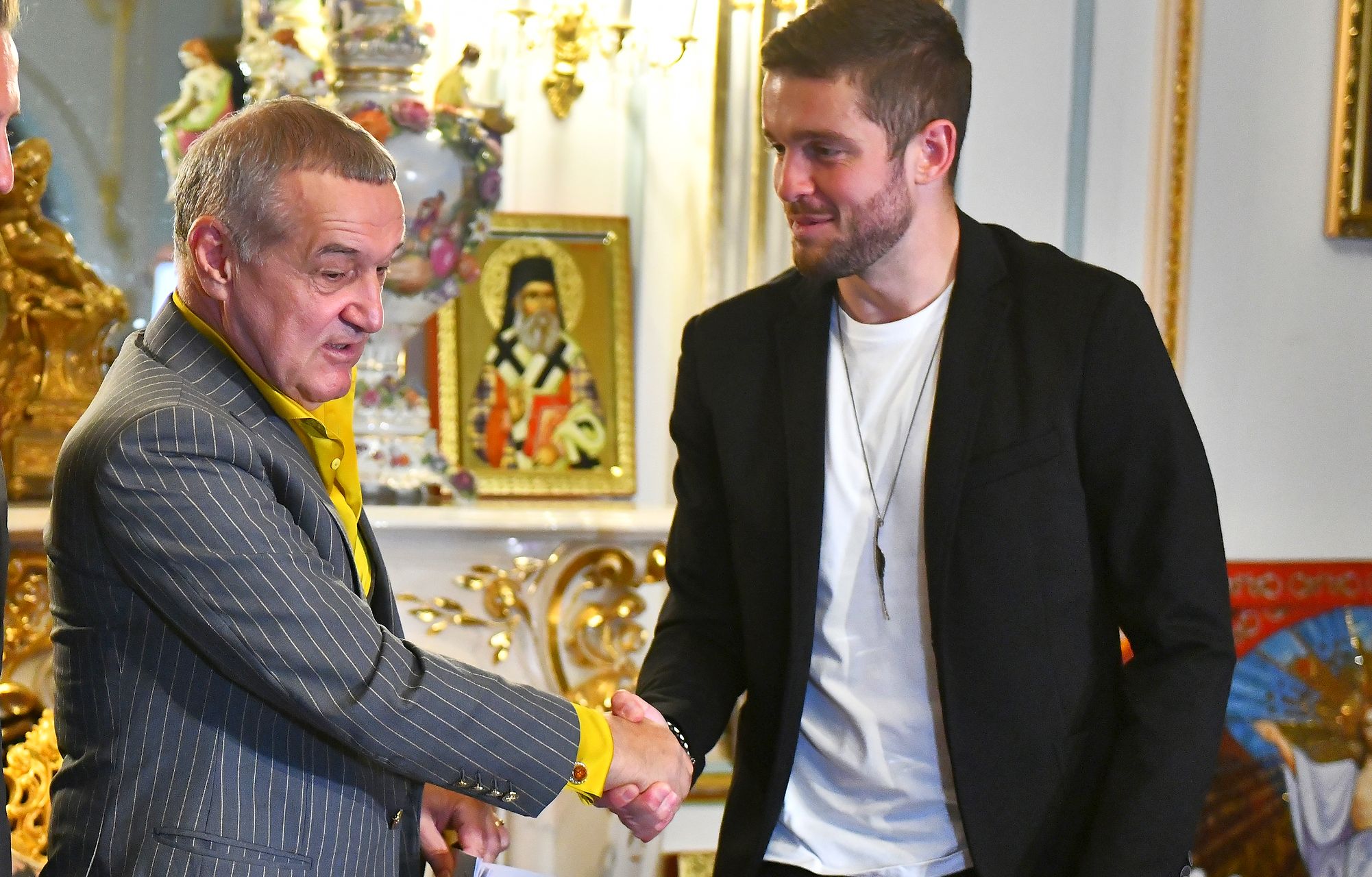 Sergiu Buș a povestit tot! De ce a făcut "telefonul fără fir" la plecarea de la FCSB și cum l-a simțit pe MM Stoica