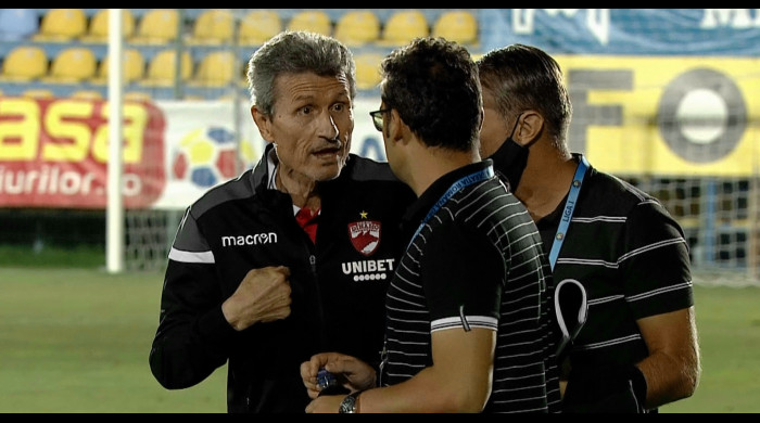 Gheorghe Mulțescu i-a reproșat lui Teja declarațiile făcute / Foto: Captură Digi Sport.