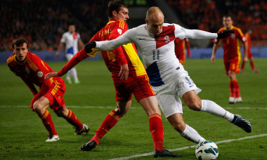 Netherlands v Romania - FIFA 2014 World Cup Qualifier