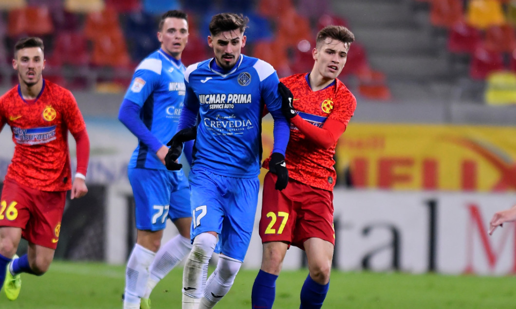 Alexandru Albu, în meciul dintre FCSB și Academica Clinceni / Foto: Sport Pictures