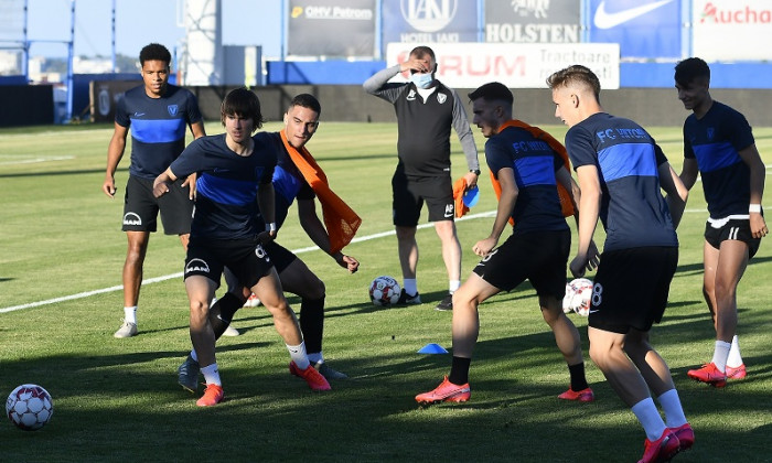 FOTBAL AMANAT:FC VIITORUL-ACADEMICA CLINCENI, PLAY-OUT LIGA 1 CASA PARIURILOR (10.07.2020)