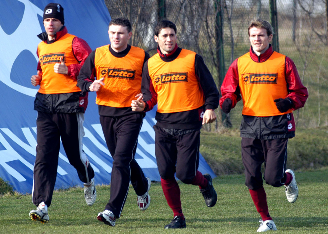 FOTBAL:ANTRENAMENT RAPID BUCURESTI (10.01.2007)