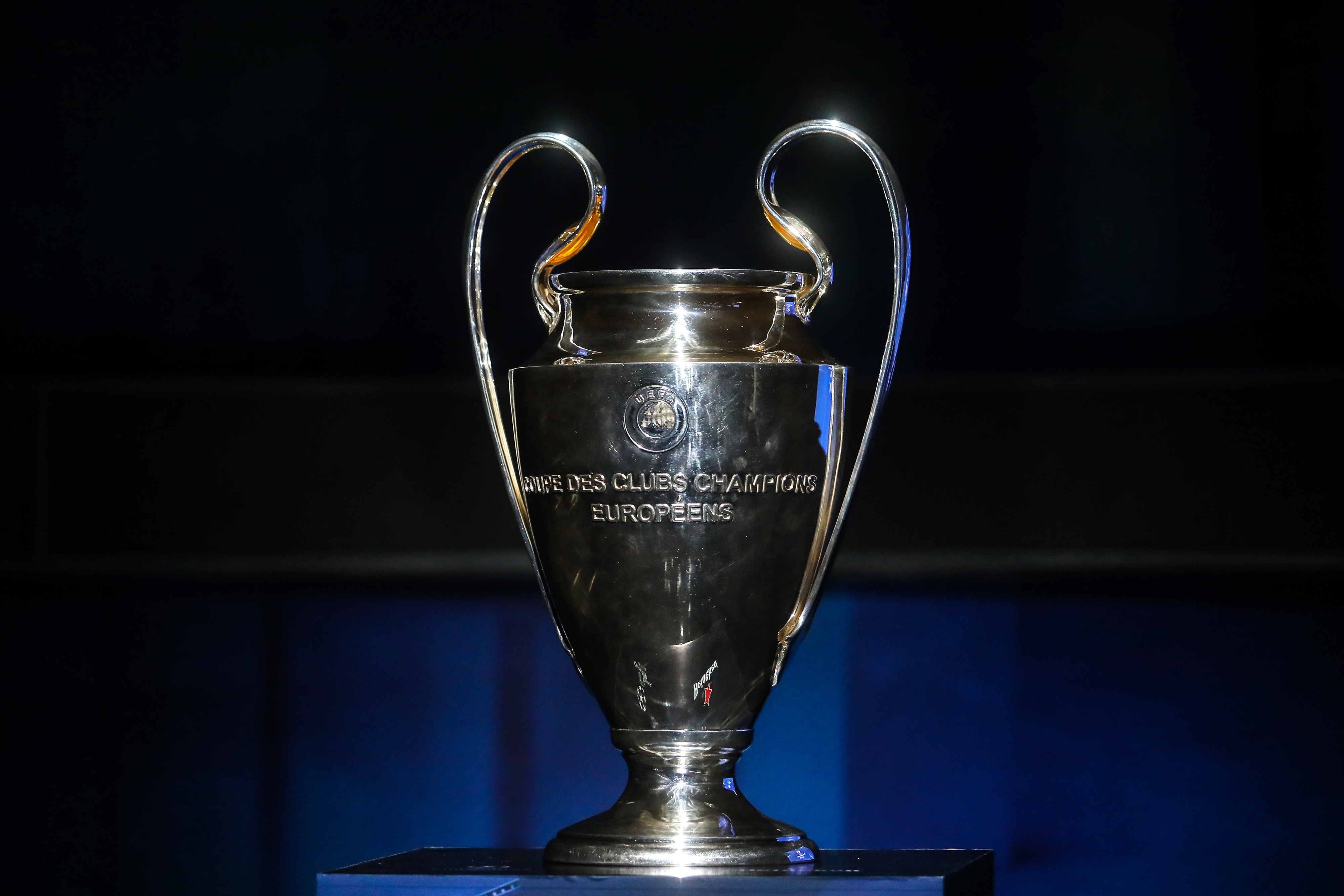 8 echipe sunt deja calificate, 9 nu mai au nicio şansă la "optimile" UEFA Champions League. Clasamentele