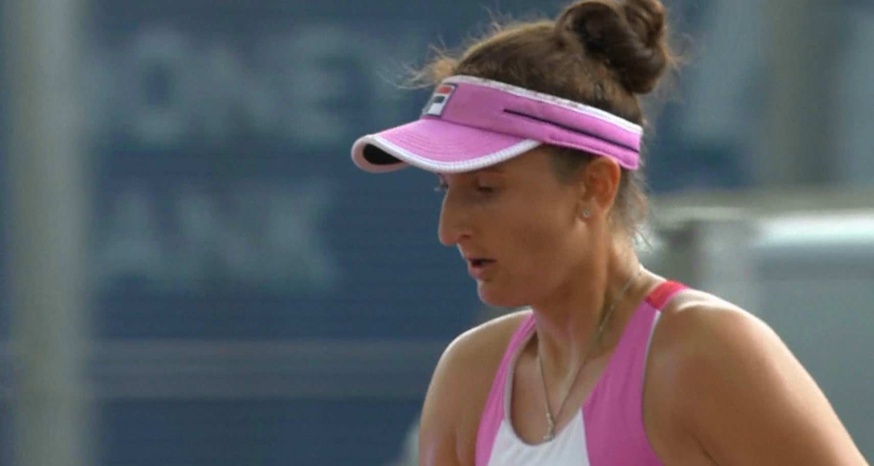 Irina Begu - Sara Sorribes Tormo 6-2, 4-6, 6-2. Românca merge în semifinale la Praga!