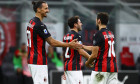 Zlatan Ibrahimovic și Hakan Calhanoglu, în meciul cu Cagliari / Foto: Getty Images