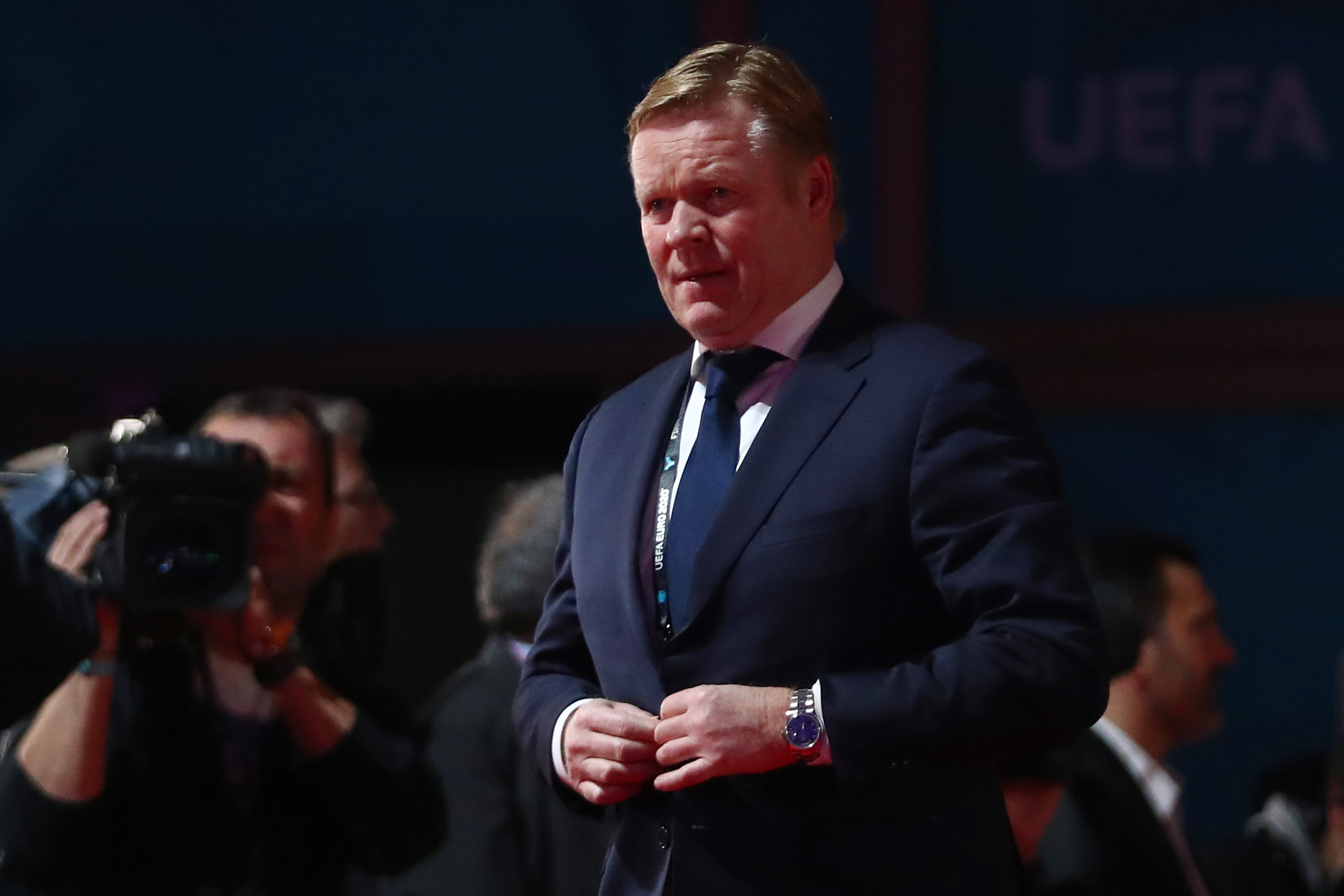 Primul refuz primit de Koeman la Barcelona! Olandezul pe care a vrut să-l aducă pe Camp Nou rămâne la echipa sa