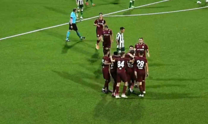 Jucătorii lui CFR Cluj, în meciul cu Floriana / Foto: Captură Digi Sport