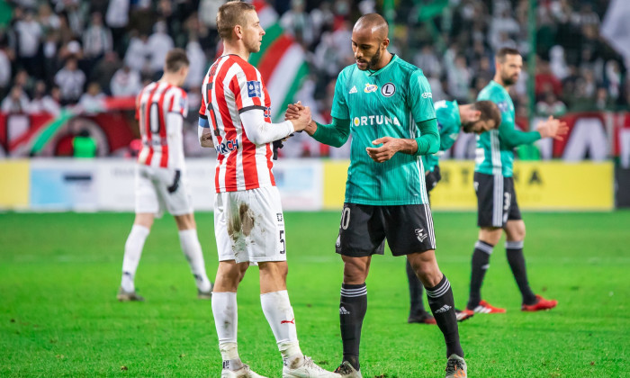 Janusz Gol (stânga), la finalul unui meci cu Legia Varșovia / Foto: Profimedia