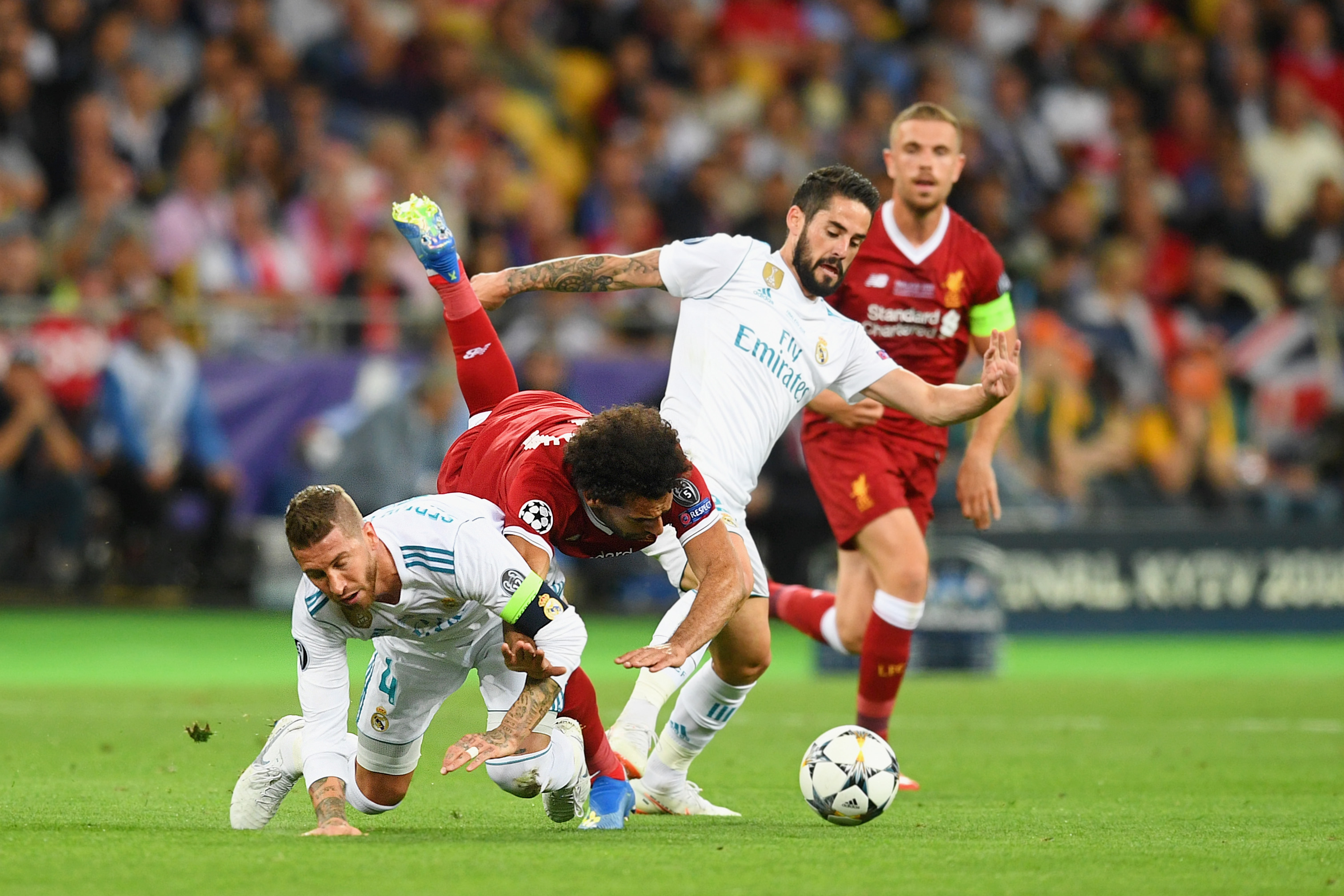 ”Era timpul să plătească!” Omul care l-a ”vânat” pe Sergio Ramos pentru accidentarea lui Salah: ”I-am zis că suntem chit”