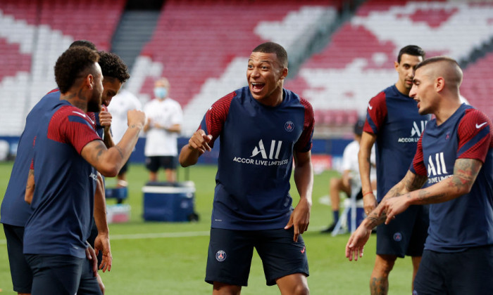 Paris Saint-Germain Training Session - UEFA Champions League