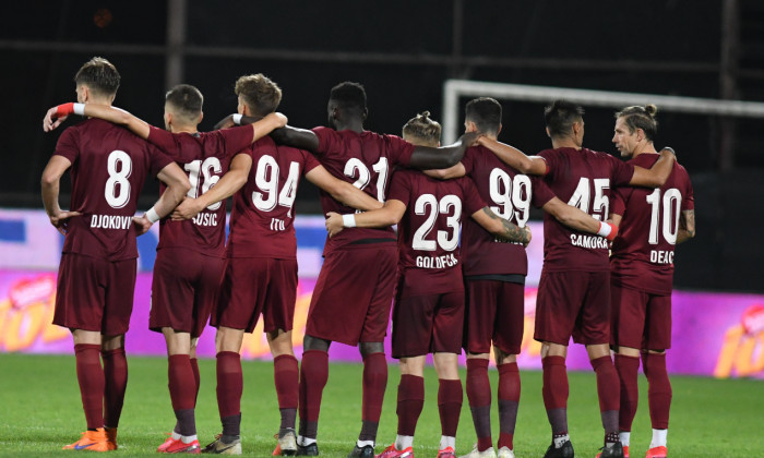 Jucătorii de la CFR Cluj, în timpul meciului cu Dinamo Zagreb / Foto: Sport Pictures