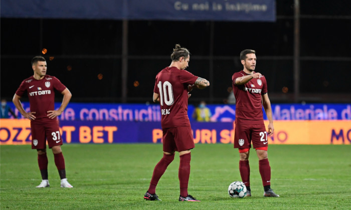 Jucătorii de la CFR Cluj, în timpul meciului cu Dinamo Zagreb / Foto: Sport Pictures