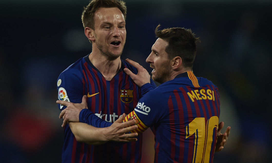 Lionel Messi și Ivan Rakitic, în perioada în care erau coechipieri la Barcelona / Foto: Getty Images