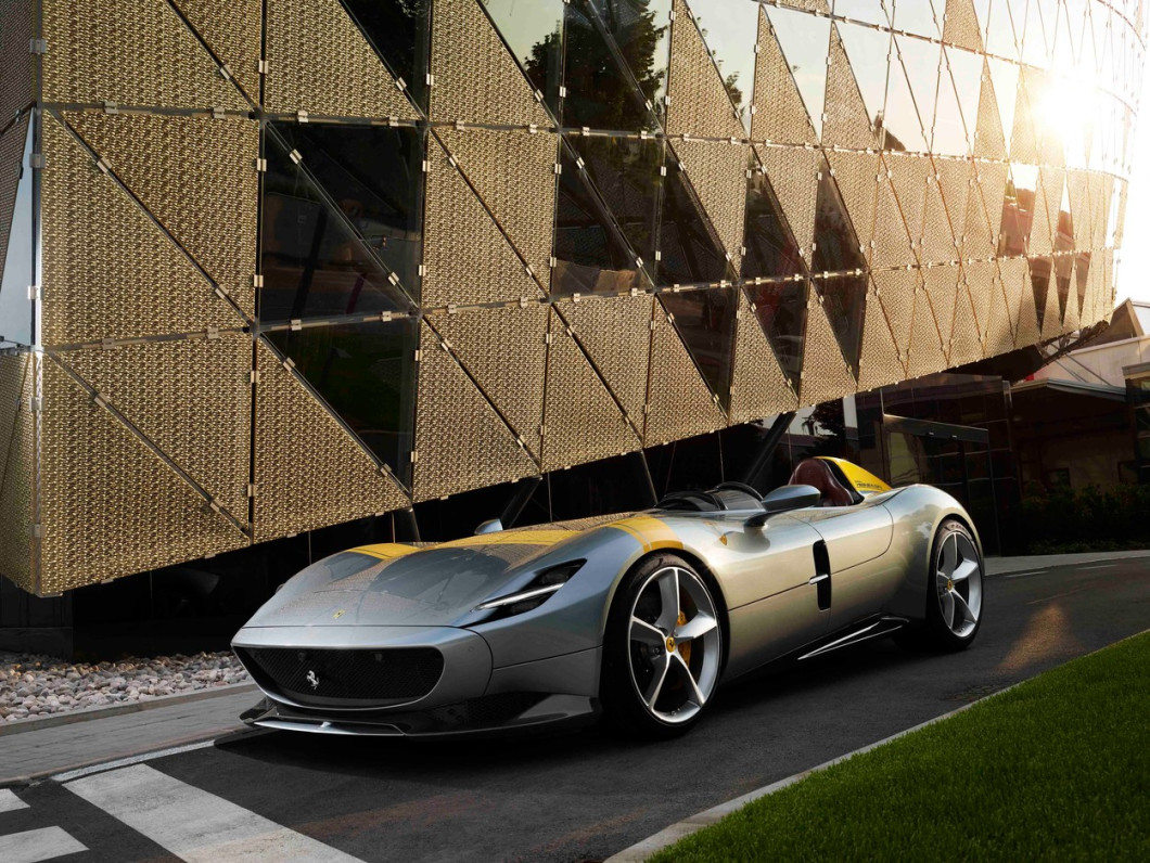 ITALY-FERRARI-NEW MODELS
