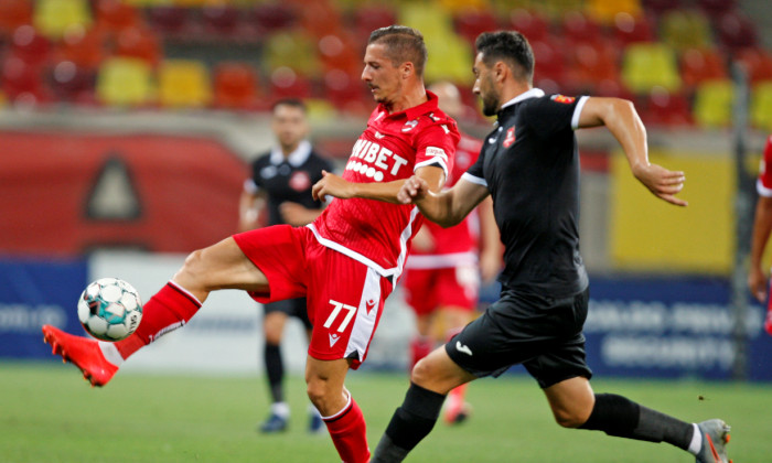 Vlad Achim, în meciul dintre Dinamo și Hermannstadt / Foto: Sport Pictures