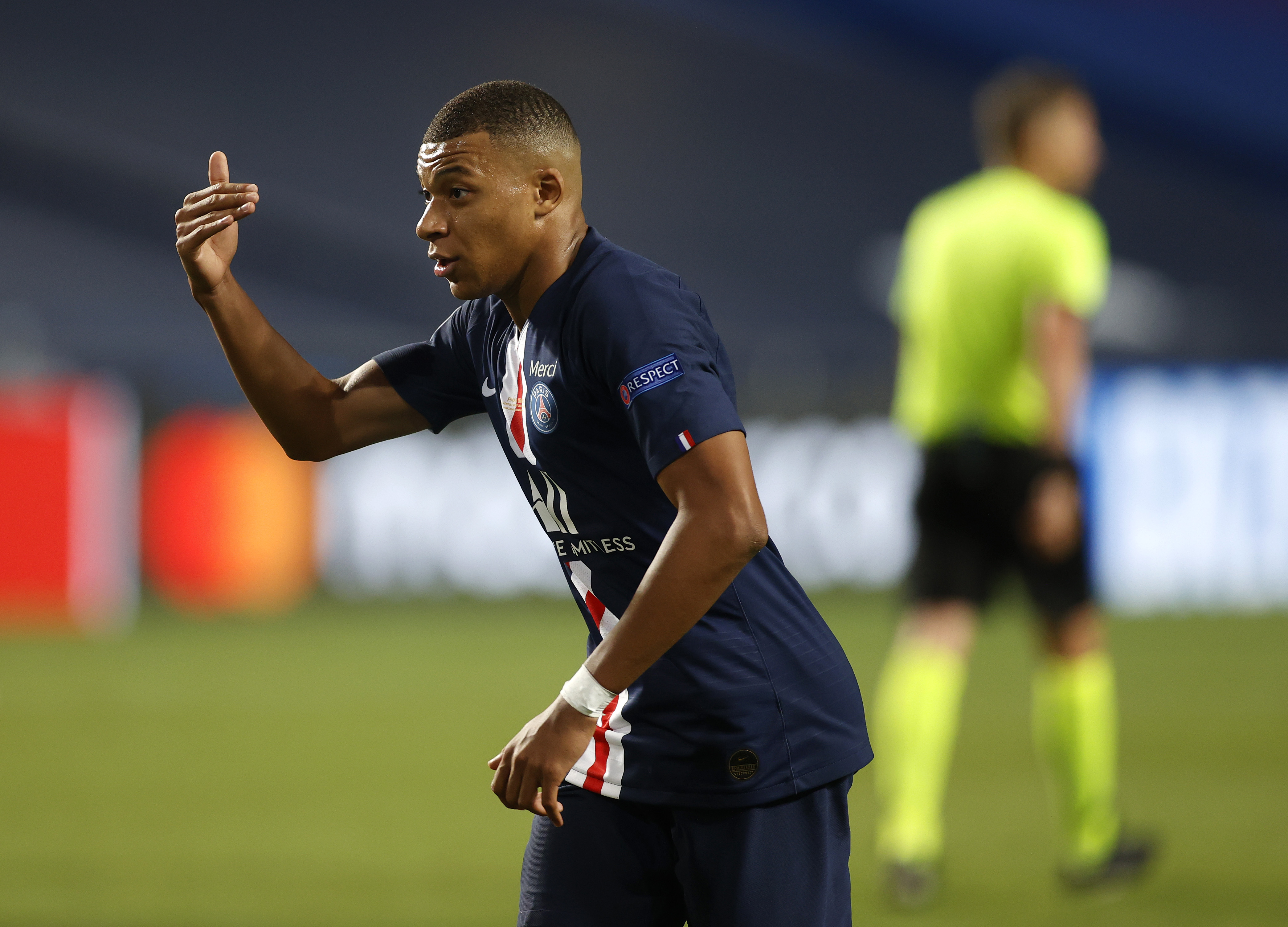 Nimes - PSG 0-4. Mbappe și Sarabia au făcut show, campioana a revenit pe locul 1