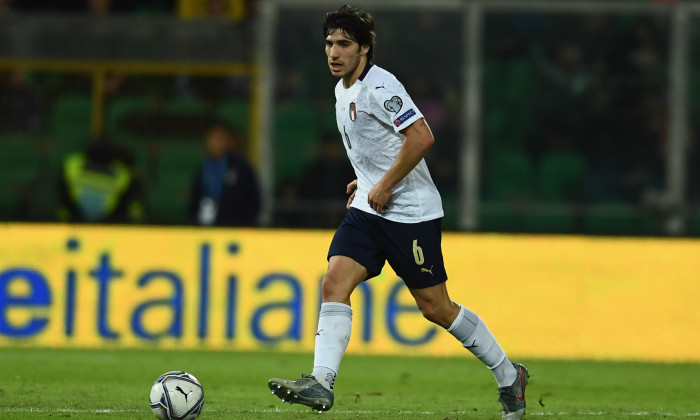 Sandro Tonali, în tricoul naționalei Italiei / Foto: Getty Images